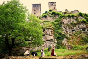 Visite thématique : l'homme et la nature au Moyen-âge @ Les Tours de Merle