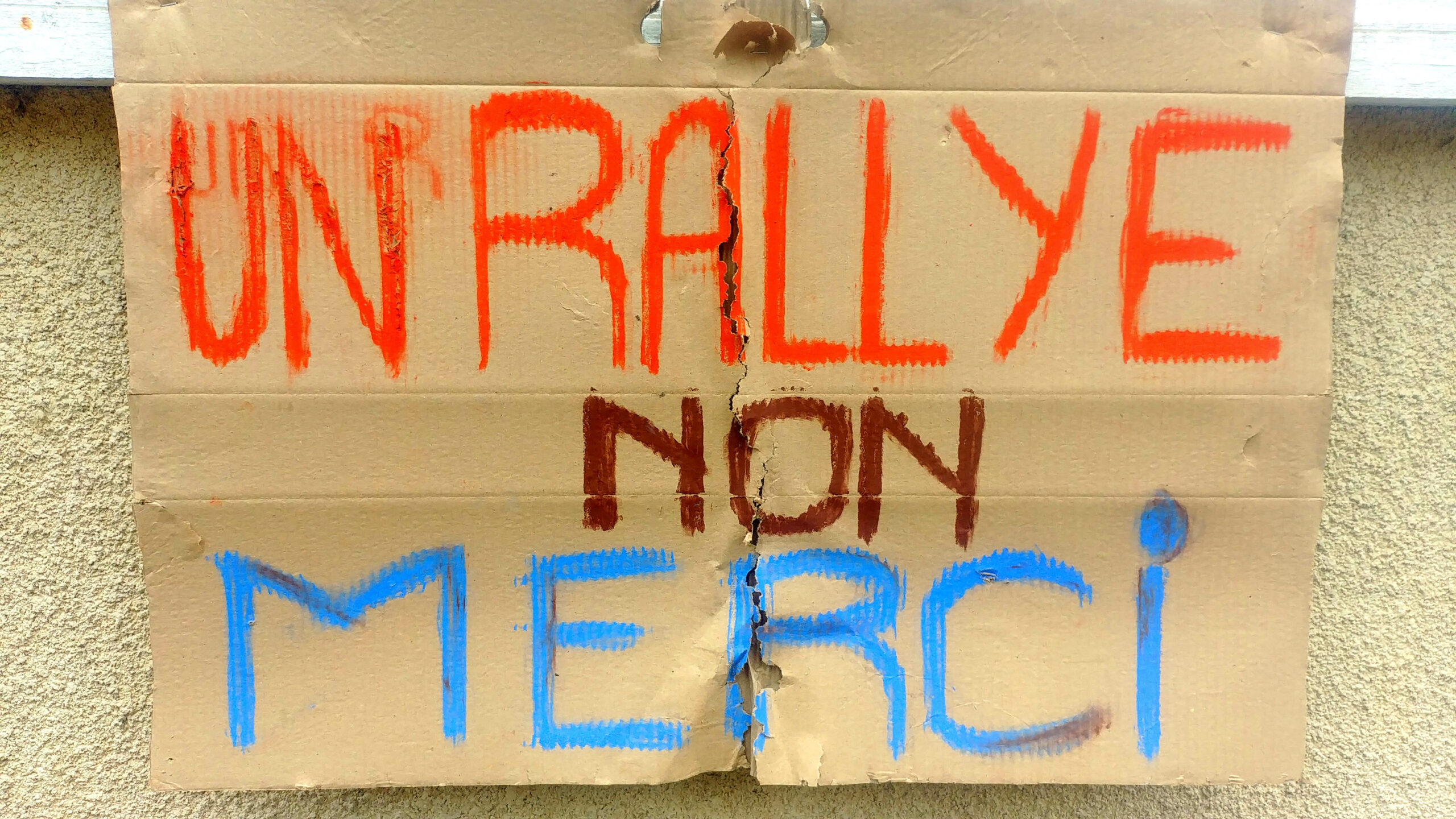 un rallye non merci : rallye des castines à Branceilles