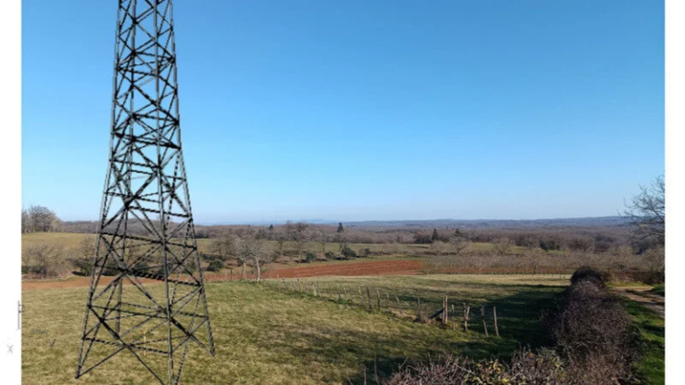 pétition anti antenne relai 5G à Ladornac 24